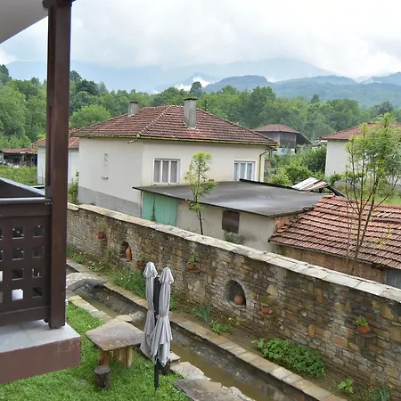 семеен балканъ-априлци 2* Априлци