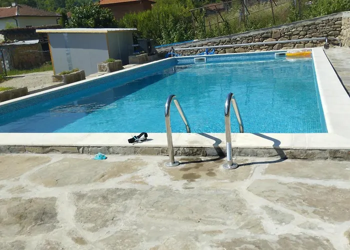 семеен балканъ-априлци