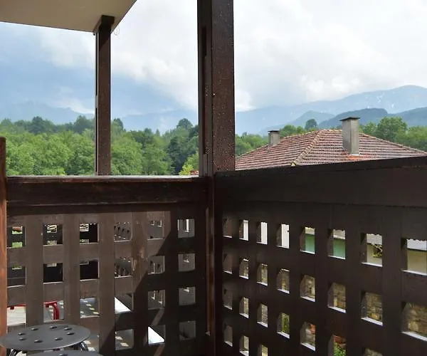 семеен балканъ-априлци 2*