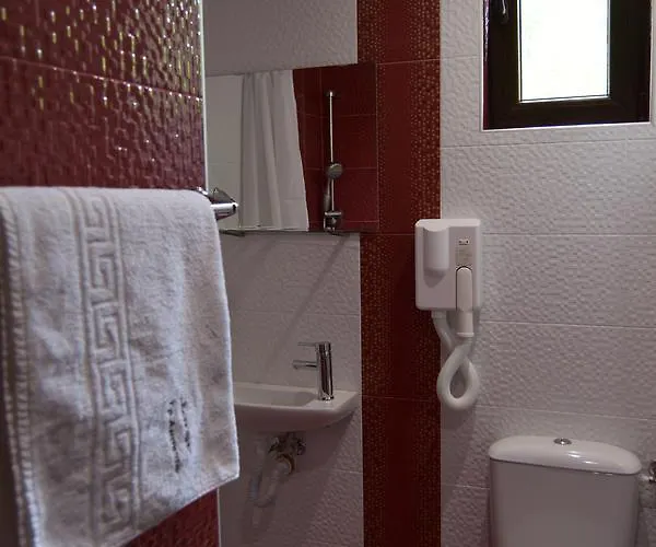 酒店 семеен балканъ-априлци 2*