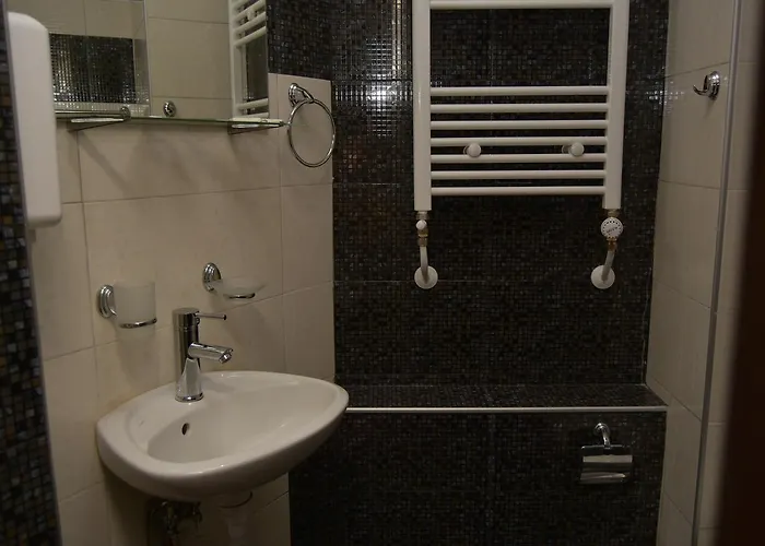 семеен балканъ-априлци 酒店