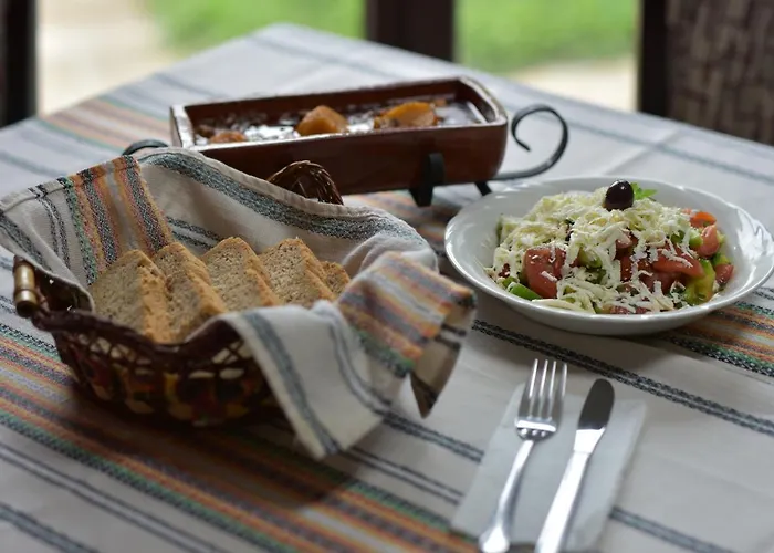 酒店 семеен балканъ-априлци