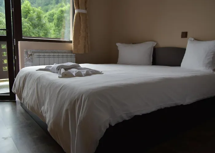 семеен балканъ-априлци 阿普里尔齐